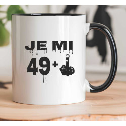 Hrnek k 50 narozeninám - Je mi 49 plus prostředníček