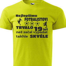 Pánské tričko Nejlepšímu fotbalistovi trvalo 19 let než začal vypadat takhle skvěle