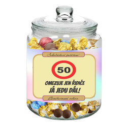 Bonbony - 50 let omezuje jen řidiče já jedu dál