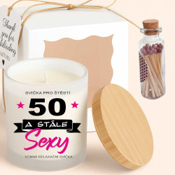 Vonná svíčka – 50 let a stále sexy