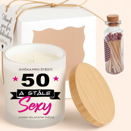 Vonná svíčka – 50 let a stále sexy