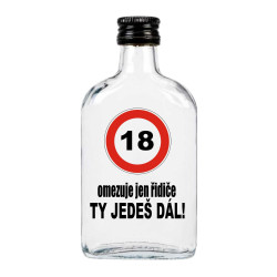 Placatka - 18 omezuje jen řidiče - s hliníkovým uzávěrem