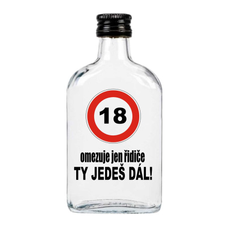 Placatka - 18 omezuje jen řidiče - s hliníkovým uzávěrem